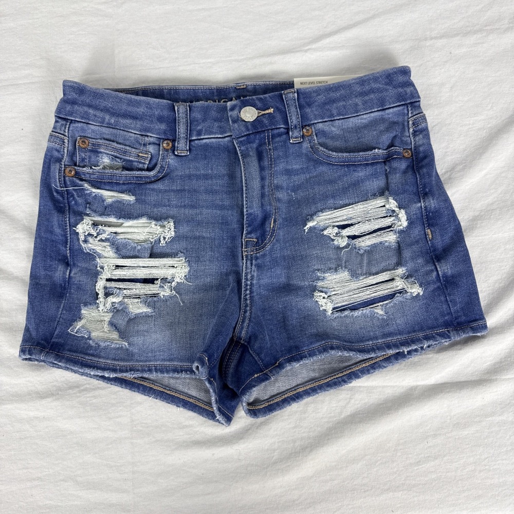 American Eagle curvy high-rise distressed jean shortie NWT size 4